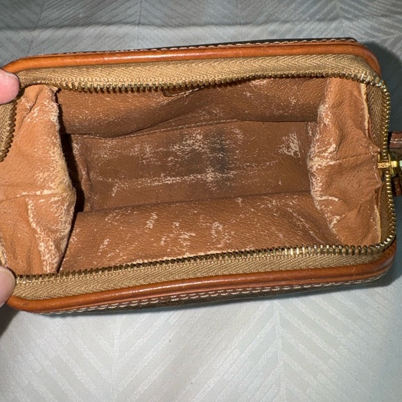 100% Authentic Celine Macadam Pattern Pouch - Picture 9 of 10